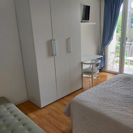 Milano 3* 马里纳-迪-皮特拉桑塔