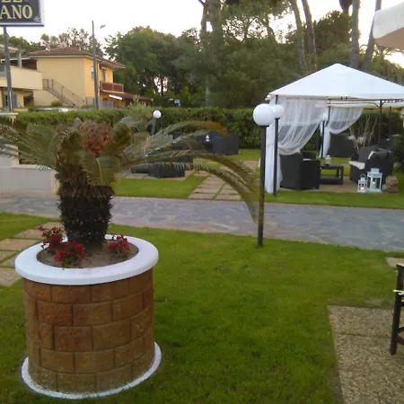 Milano 3* 马里纳-迪-皮特拉桑塔