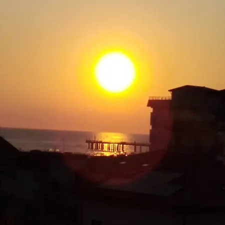 Milano 酒店 马里纳-迪-皮特拉桑塔